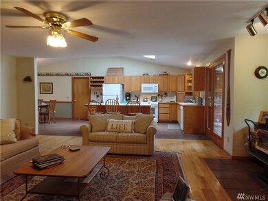 12532 Waddell Creek Ct SW, Olympia, WA 98512 - photo 3