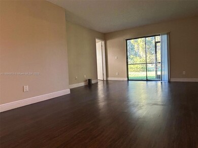 10325 NW 11th St unit 101, Pembroke Pines, FL 33026 - photo 6