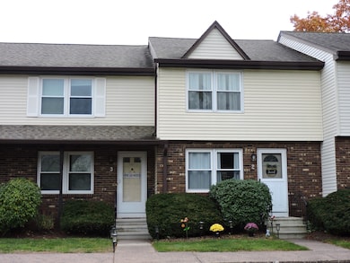 2 Saint Marc Cir unit I, South Windsor, CT 06074 - photo 3