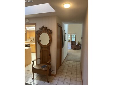 2141 Willow St, Florence, OR 97439 - photo 5