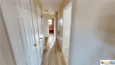 305 Sherwood Ave, Copperas Cove, TX 76522 - photo 5