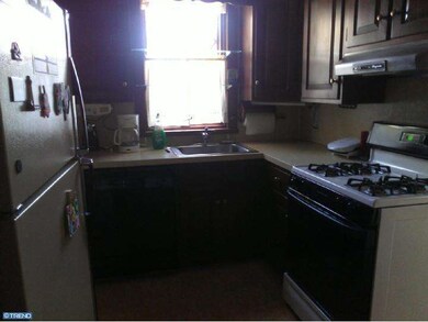 2813 Springfield Rd, Broomall, PA 19008 - photo 7