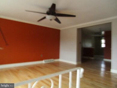 4208 Saint Denis Dr, Philadelphia, PA 19114 - photo 3