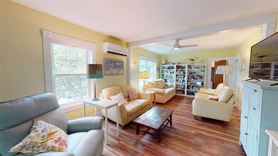 41 Vanstone Ave, Warwick, RI 02889 - photo 5