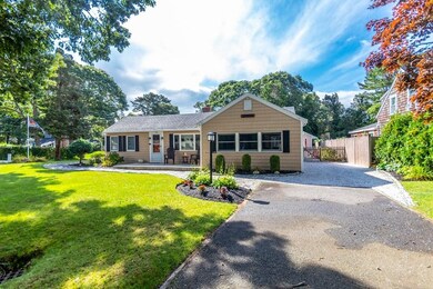 158 Tahanto Rd, Pocasset, MA 02559 - photo 4