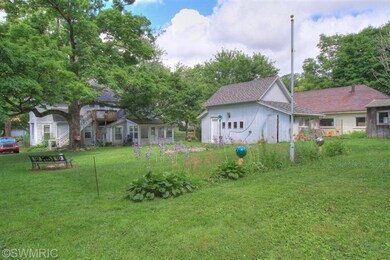 324 N Madison St, Marshall, MI 49068 - photo 3