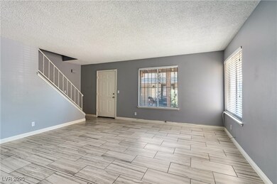 1372 Lorilyn Ave unit 3, Las Vegas, NV 89119 - photo 6