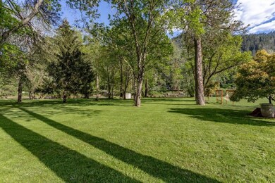 yard 2