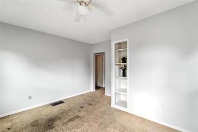 2613 SE 6th St, Des Moines, IA 50315 - photo 5