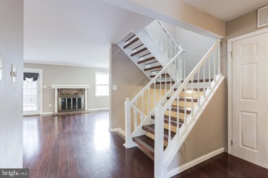 6107 Heron Pond Ct, Burke, VA 22015 - photo 4