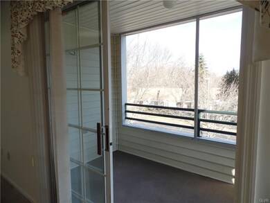 1302 Village Dr, Stroudsburg, PA 18360 - photo 7