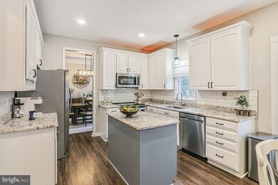 1907 Windrow Ct, Marriottsville, MD 21104 - photo 5