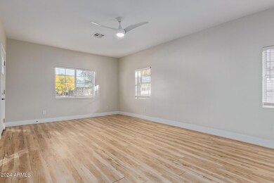 2042 N 11th St unit A, Phoenix, AZ 85006 - photo 6