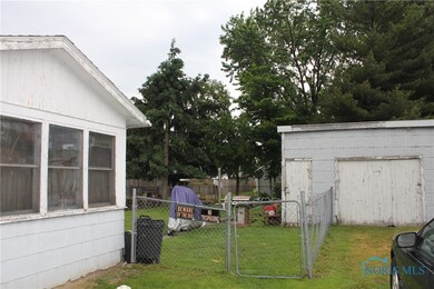 766 Harrison Ave, Defiance, OH 43512 - photo 3