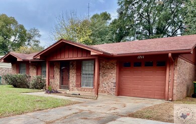 1711 Waverly Dr, Texarkana, TX 75501 - photo 2