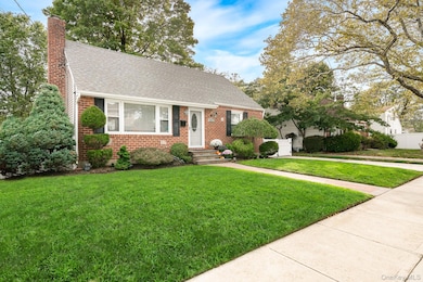 16 Downs Rd, Hempstead, NY 11550 - photo 2