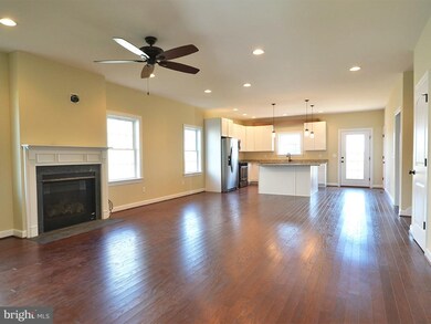 405 Sussex St, Milton, DE 19968 - photo 3