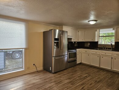 7910 Carrie Ln unit C175D, Pearland, TX 77584 - photo 6