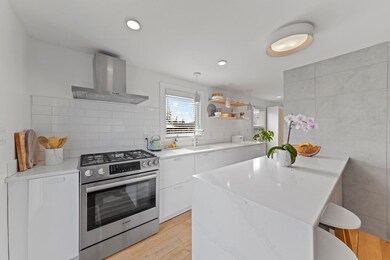 37 Grant St, West Newton, MA 02465 - photo 2