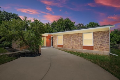 Long driveway for additional parking