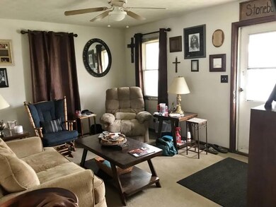 817 E Chestnut St, Lancaster, OH 43130 - photo 4