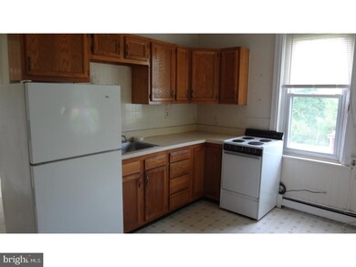 260 Bridge St unit 2, Spring City, PA 19475 - photo 4