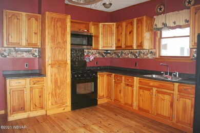 316 S 2nd St, Hughesville, PA 17737 - photo 3