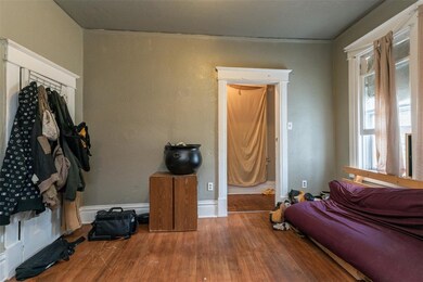 entry room