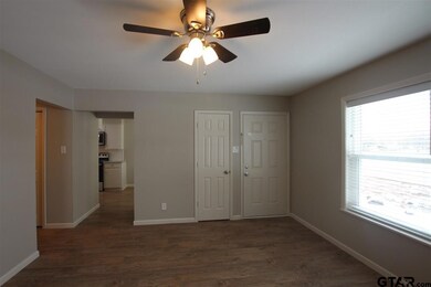 11608 11608 Cr 215, Tyler, TX 75707 - photo 6