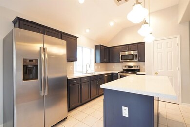 8806 Sherina Park Dr, Houston, TX 77095 - photo 5