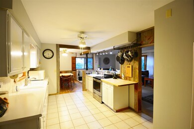 6353 Goose Lake Dr, Verona, WI 53593 - photo 2