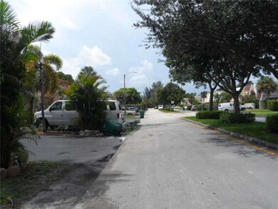 7340 NW 75th St, Tamarac, FL 33321 - photo 2