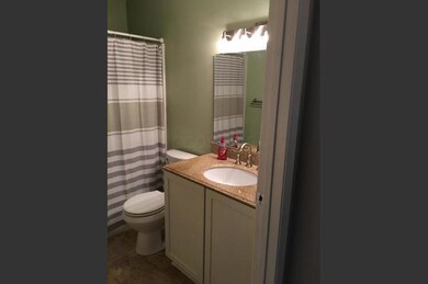 726 Cap Bathroom