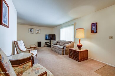 003_Living Room