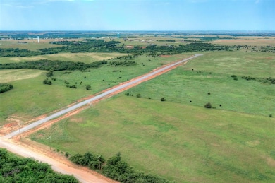 4901 NW Bella Cir, Piedmont, OK 73078 - photo 6