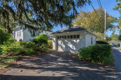 2611 Walnut St, Allentown, PA 18104 - photo 2