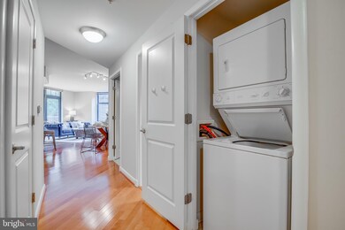 Clarendon 1021 unit 210, Arlington, VA 22201 - photo 6