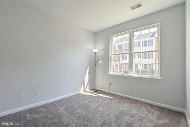 42838 Sykes Terrace, Chantilly, VA 20152 - photo 4