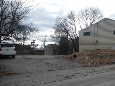 289 Gold St, Manchester, NH 03103 - photo 4