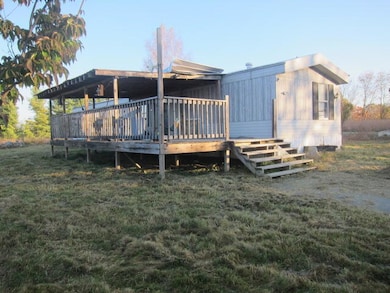 4242 Muddy Creek Mountain Rd, Alderson, WV 24910 - photo 6