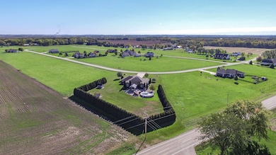 2455 N 4220th Rd, Sheridan, IL 60551 - photo 3