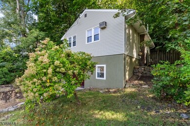 71 Main St, Glen Gardner, NJ 08826 - photo 3