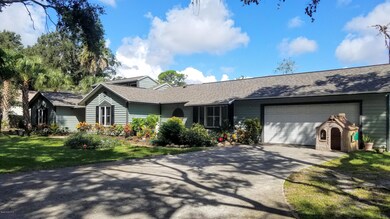 1540 S Oaks Dr, Merritt Island, FL 32952 - photo 2