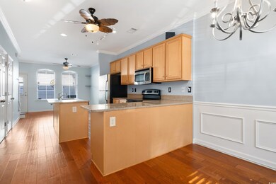 Kitchen with kitchen peninsula, stainless steel ap