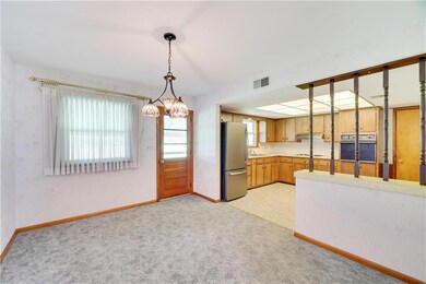 3013 S 6th Ave, Whitehall, PA 18052 - photo 6