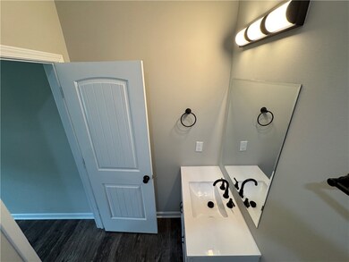 811 Cherry Dr, Lanett, AL 36863 - photo 6