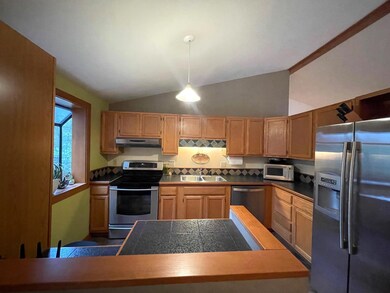 18 Iris Rd, Milford, NH 03055 - photo 5