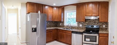 5806 Silchester St, Burke, VA 22015 - photo 5