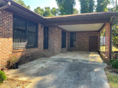 7627 Decatur Dr, Fayetteville, NC 28303 - photo 3