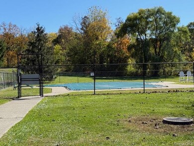 15 White Gate Rd unit a, Wappingers Falls, NY 12590 - photo 6